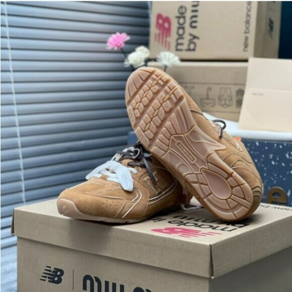 NWB Miu Miu x New Balance 530 SL Sneakers - Picture 6 of 9